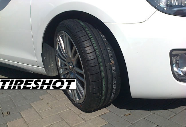 Tire Kumho Ecsta LE Sport KU39